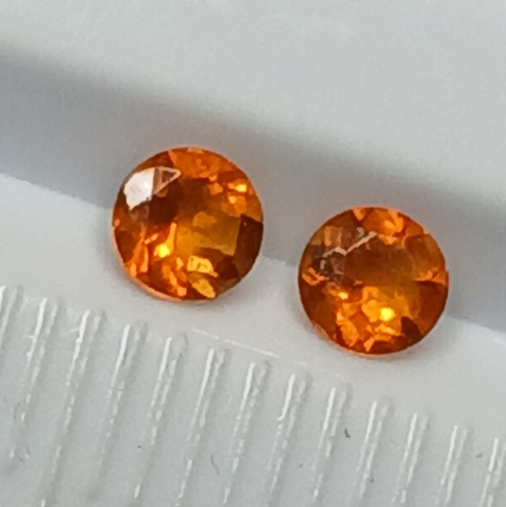 Vibrant Orange Fire Opals Gemstones 3.5mm